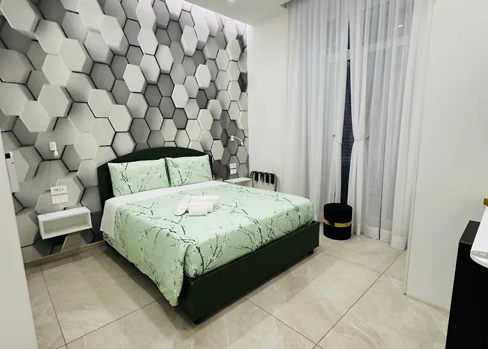 Corso Garibaldi 165 4* נאפולי