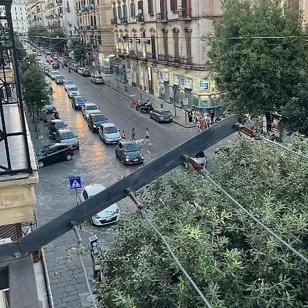 Corso Garibaldi 165 招待所 那不勒斯