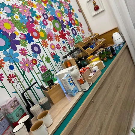 Corso Garibaldi 165 4* ナポリ